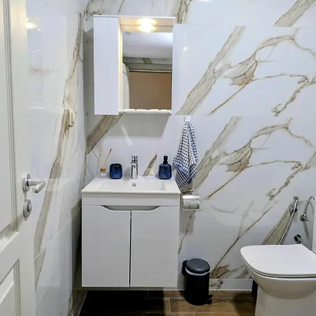 Elegant - 100 M From Smokinya By Flat Mаnager *